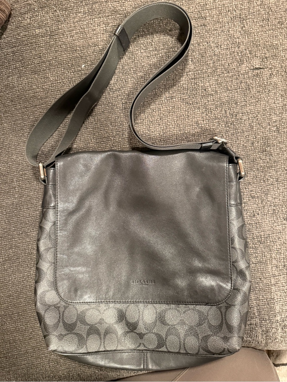 Coach Men's Charcoal Gray Signature Messenger Bag